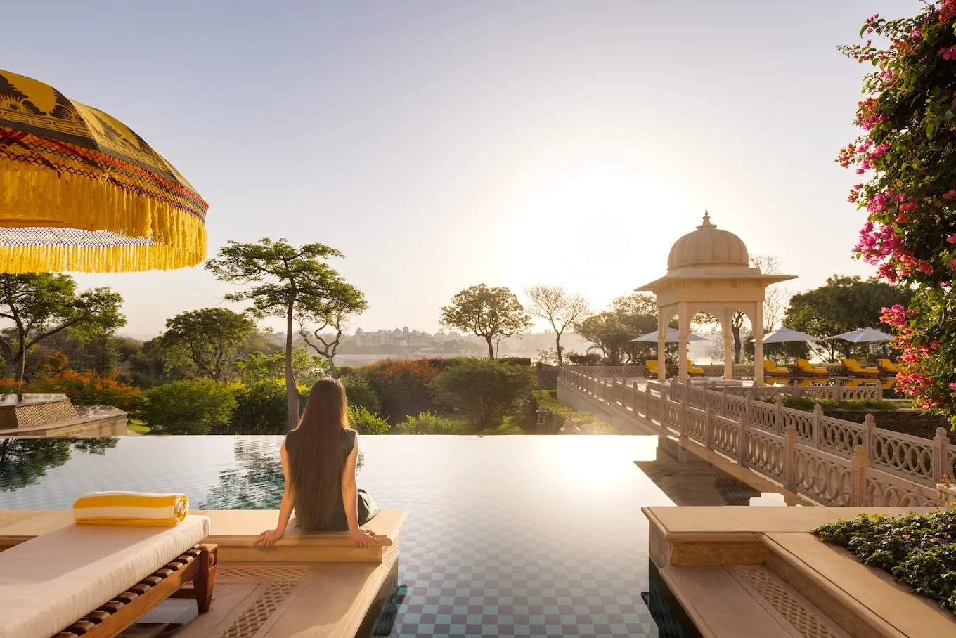 The Oberoi Udaivilas in Lake Pichola, Udaipur — photo 1