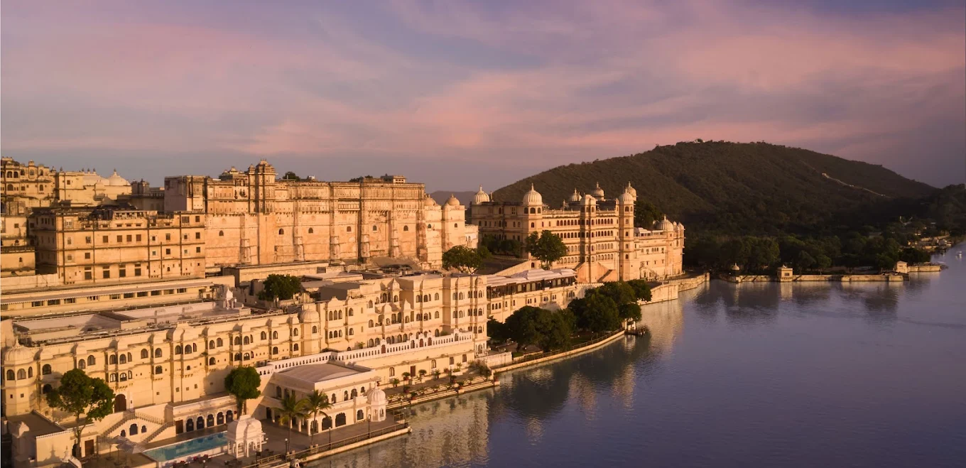 Taj Fateh Prakash Palace Udaipur in City Palace complex, Udaipur — photo 4
